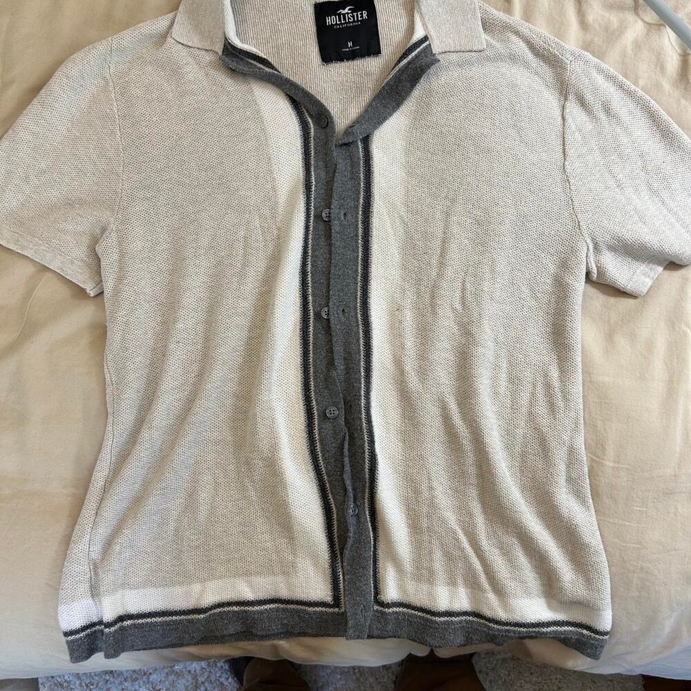 Grey and white hollister co